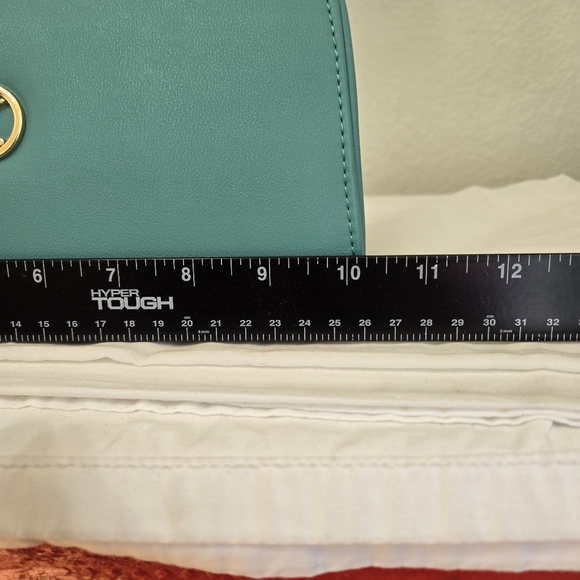 NWT Elegant Teal Handbag with Gold Accents - Picture 10 of 10